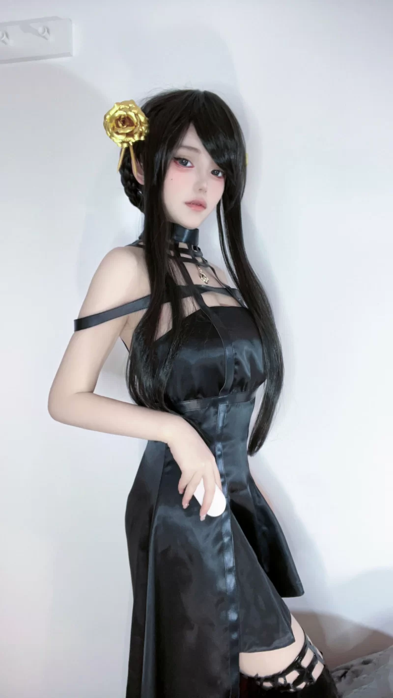 国产coser [OnlyFans]又骚又甜◆欲梦|捆绑SMxCOSPLAYx丝足控狂喜!②【1+13M】