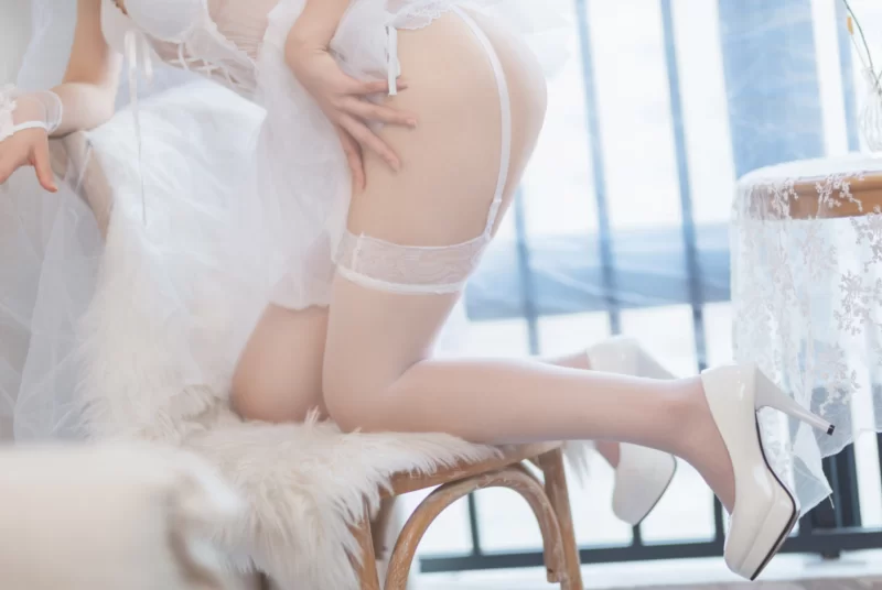 腿控足控 封疆疆_纯白 [40P]【40P+650m】