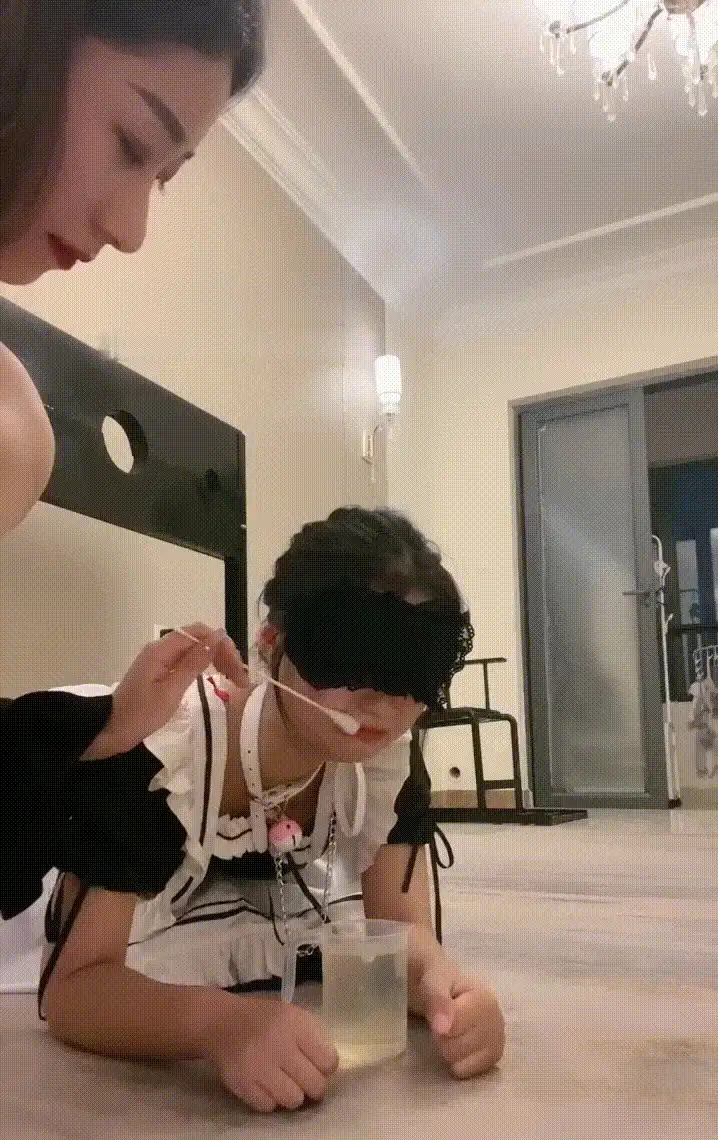 有剧情的 套路/玩物直播沅芷双S女奴线下调教插马眼黄金圣水 户外【113V+35GB】