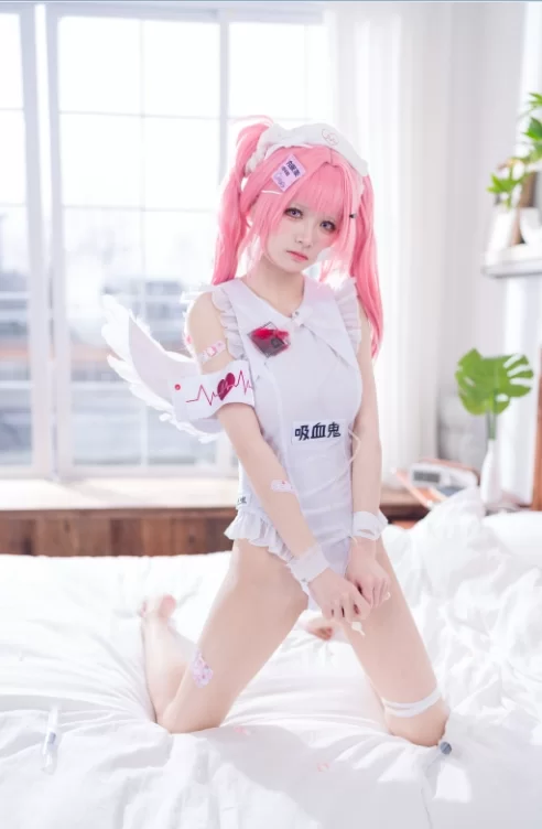 国产coser 九柒喵 - 小护士 48P-139M【48P+139M】
