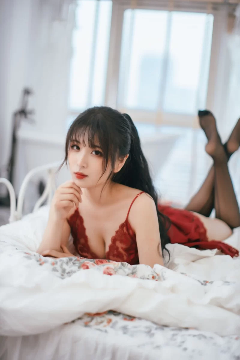 国产coser 轩萧学姐 claret [28P-318MB]【28'P+318M】