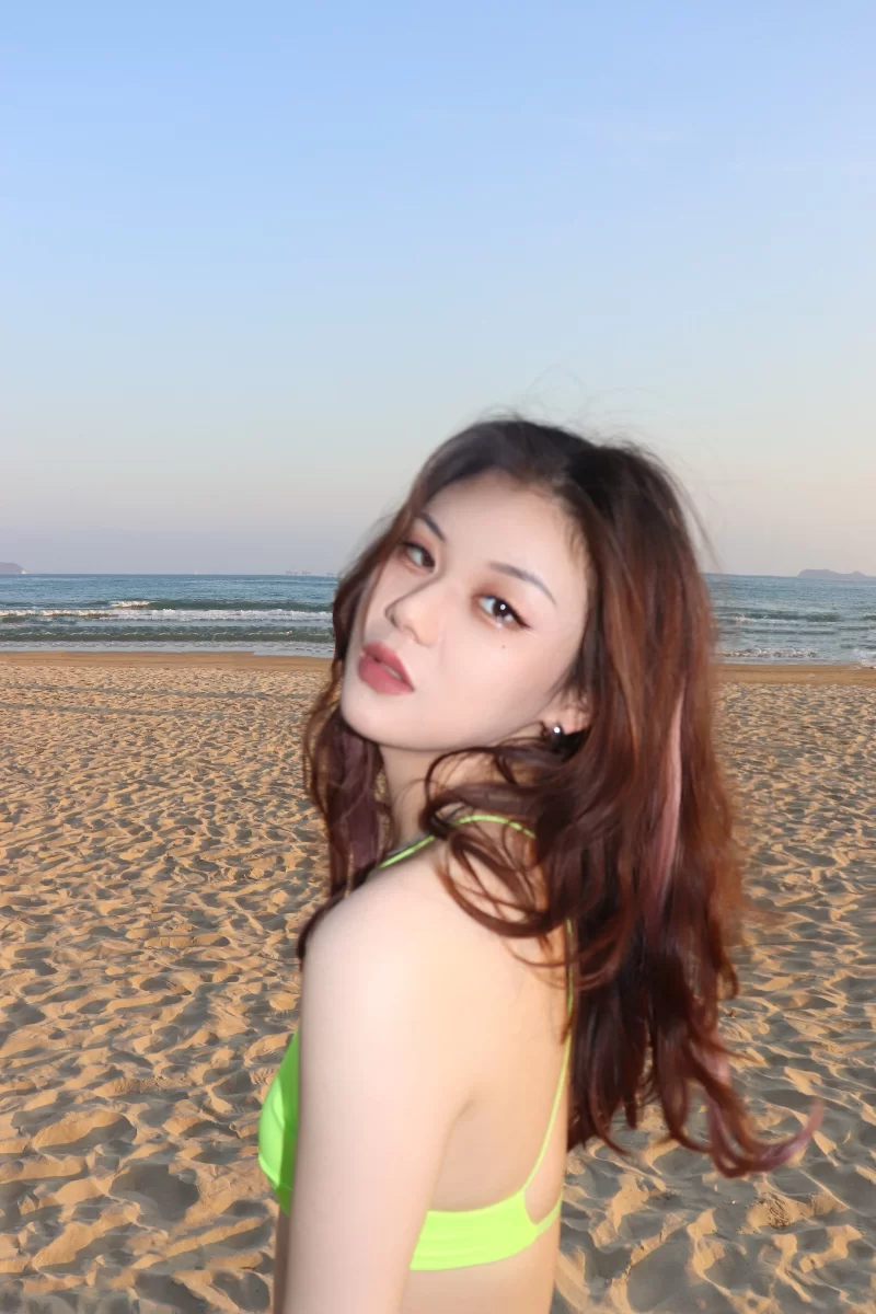 自拍 2025年6月-23岁白富美小姐姐身材好蜜桃臀美穴被狂草好几次【3V+540M】