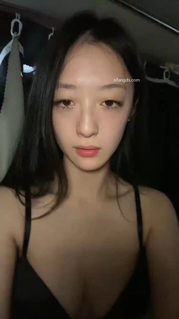 女大学生 [反差翻眼]抖音阿黑颜福利姬[灌汤饱饱]自选合集【6V+208M】