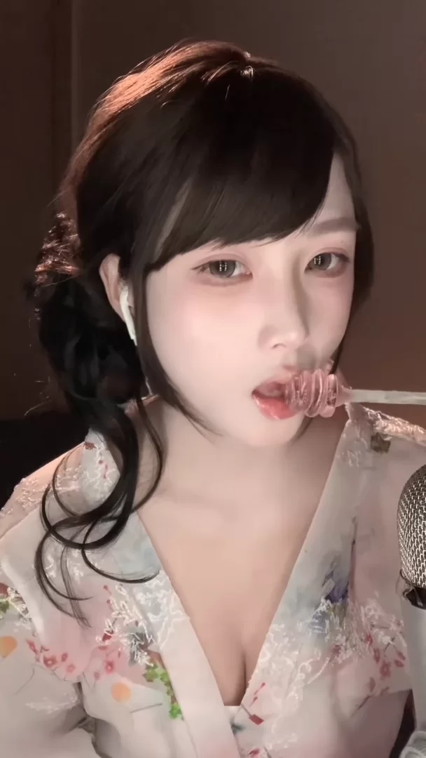 ASMR 沛沛 蜂蜜棒蘸酸奶【1v+438m】