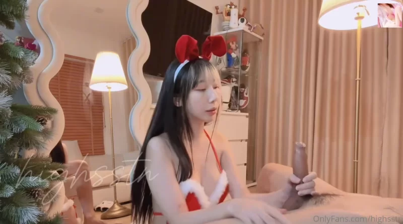 高颜值 泰国高颜值网红博主[highsstnOnly]露脸自拍  高颜巨乳表情【1+1.56g】