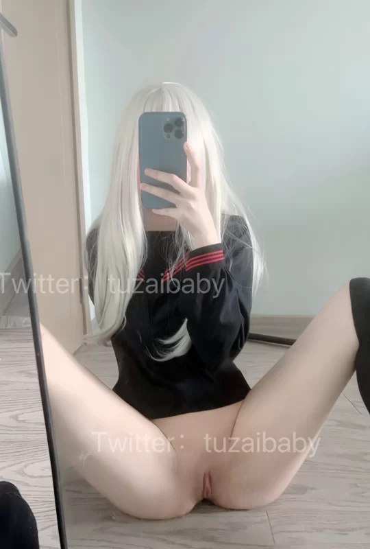 合法萝莉 兔酱 (兔崽TuziBaby) – 福利姬合集54.7G【NVNP+54.7G】