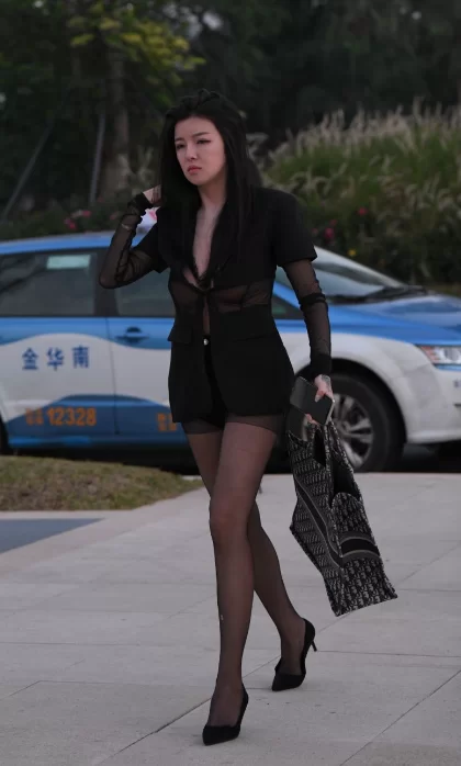 腿控足控 [街拍摄影]黑丝高跟鞋美女【102P+2.46G】