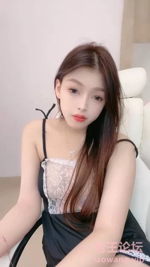 国产主播 烈焰红唇美女小姐姐！性感吊带睡衣！炮友激情操逼【1V+881M】