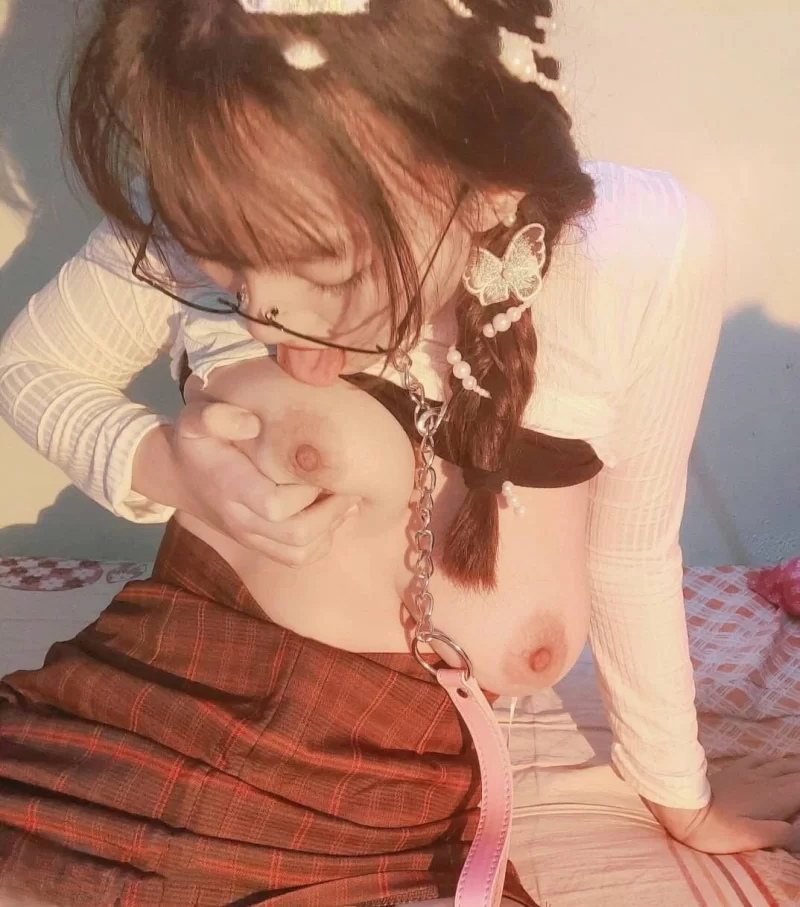 美女御姐 [极品泄密]精选三  北京吴菲菲等60位美女露脸图影流出【128V/565P+1.7g】
