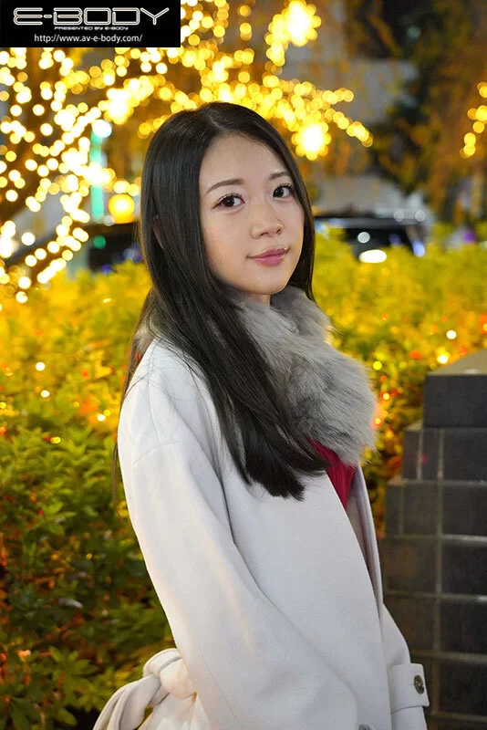 高颜值 高级会所顶级女招待，脱衣后拥有超窈窕美体【1v+5.04G】