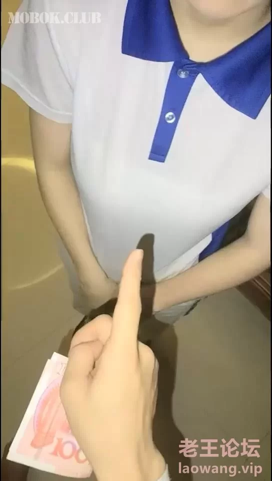 自拍 高中巨乳表妹，为了2800买手机，献身为我【1V+1.75G】