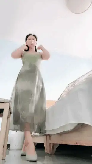 国产主播 丝袜长腿翘臀才女[御兔姐姐]塞跳蛋边作画边发骚~骚舞【84v+96G】