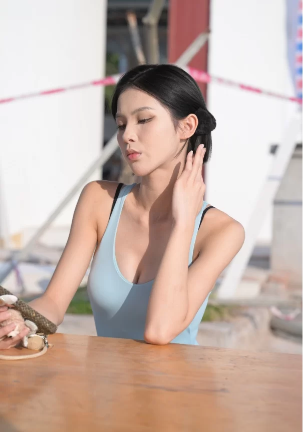 国产模特 精选街拍作品，不吃鸡蛋街拍作品 – 柚子酱-【1169P+1.6G】