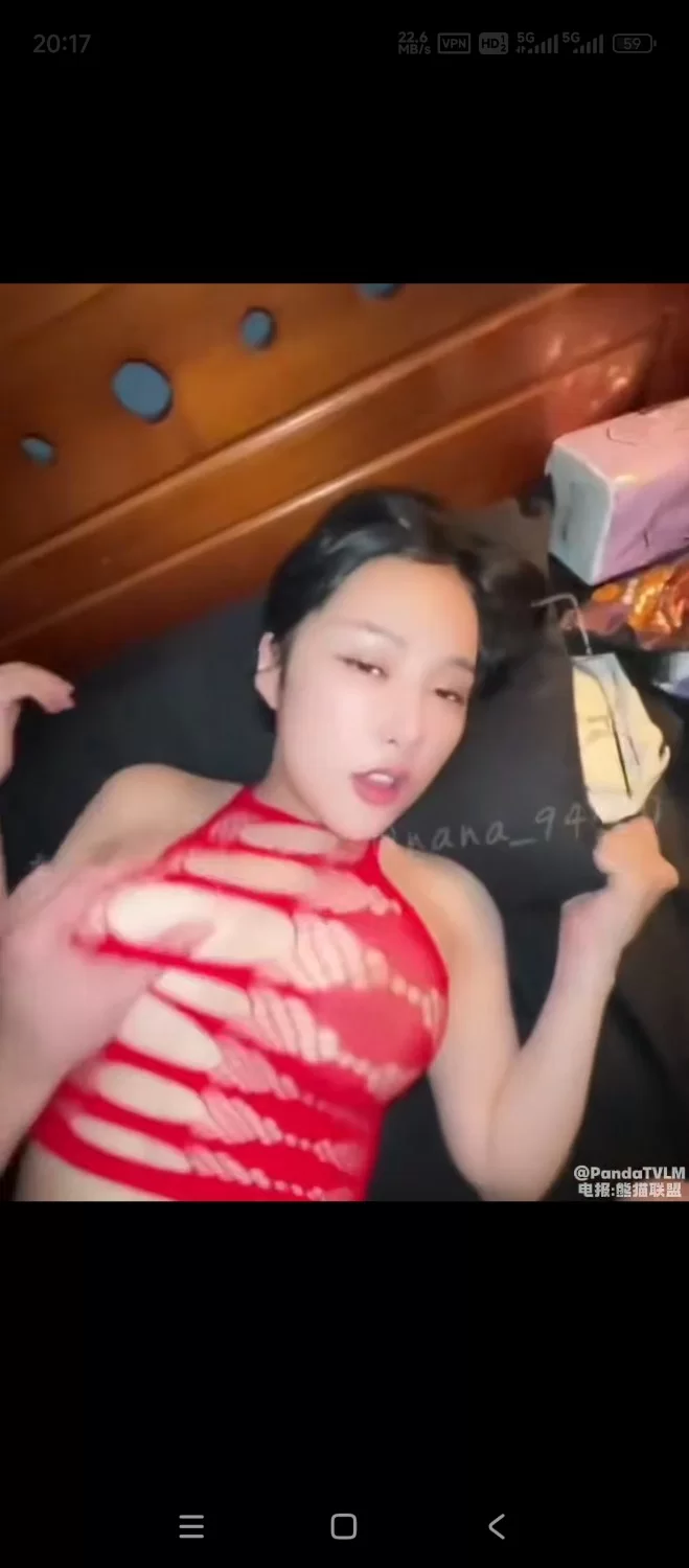 福利姬 Nana18素材到一半男生硬到受不了整晚不让睡觉迷迷糊糊被抽插连续激战性爱【1v+300m】