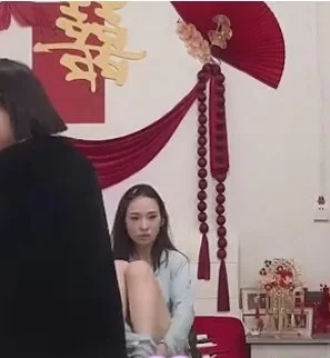自拍 抖音上各种新娘、模特、伴娘直播换衣走光视频【16V+1.08G】