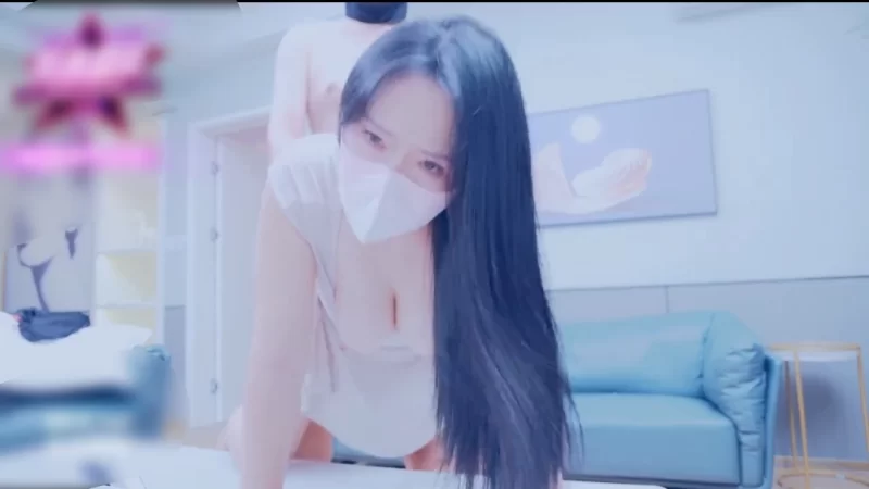 美女御姐 欲求不满的人妻与公公的不伦性爱【1V+159M】