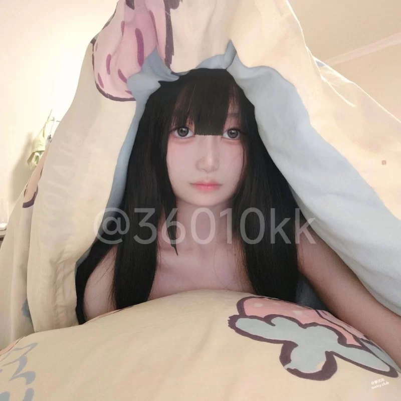 合法萝莉 困困大王[漏脸嫩妹] 大奶萝莉 裸舞自慰合集！【89v+1.28g】