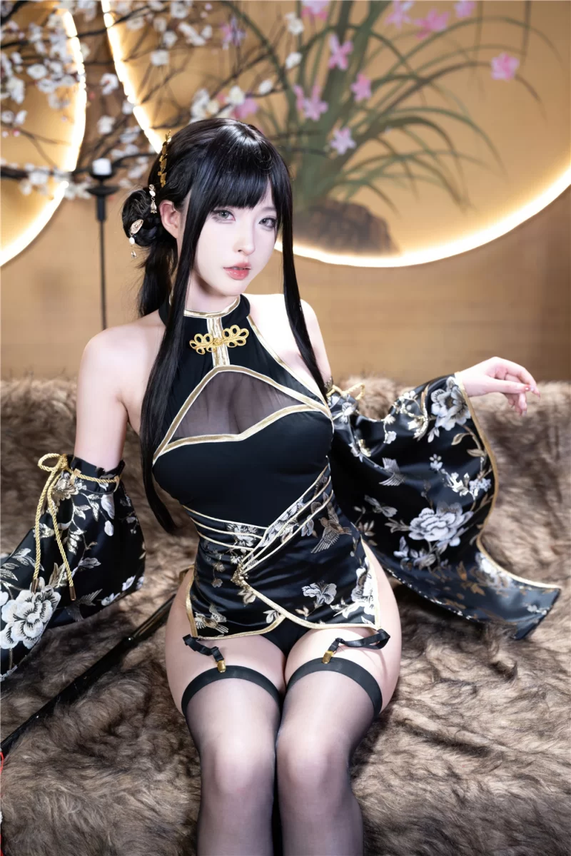 国产coser 清水由乃 - 金枝玉叶【40p+566m】