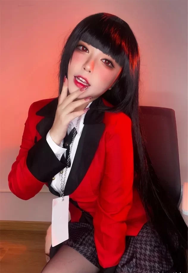 国产coser 半半子写真合集【npv+18g+】