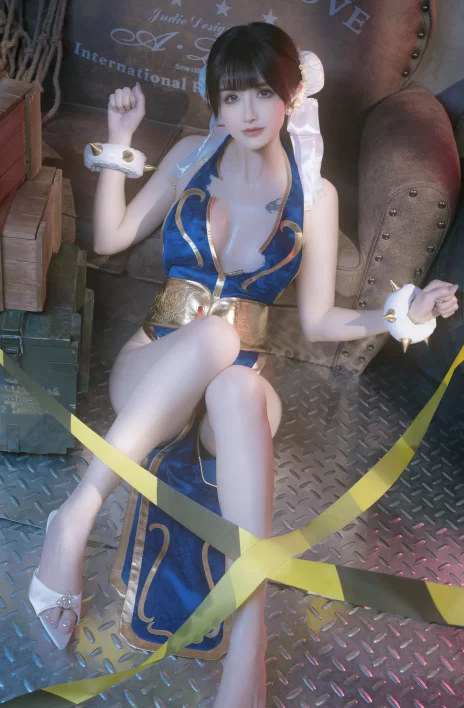 国产coser 鹿八岁baby - NO.076 春丽的格斗辅导【126P+540MB】