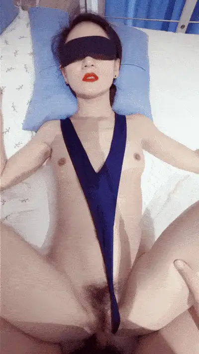 熟女少妇 朋友老婆 經過一段時間的糖衣炮彈進攻~終于被我約上床了【1v+229m】