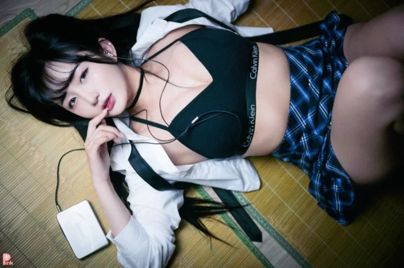 日韩coser PINK_RIBBON - Jina (한지나) - 지나의 교복 생활 Dark ver[54P-796.9M]【54P+796M】
