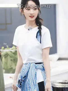 美女御姐 明星 美女 口交 插入 脱衣 图生视频 第九十七弹【12p12v+120mb】