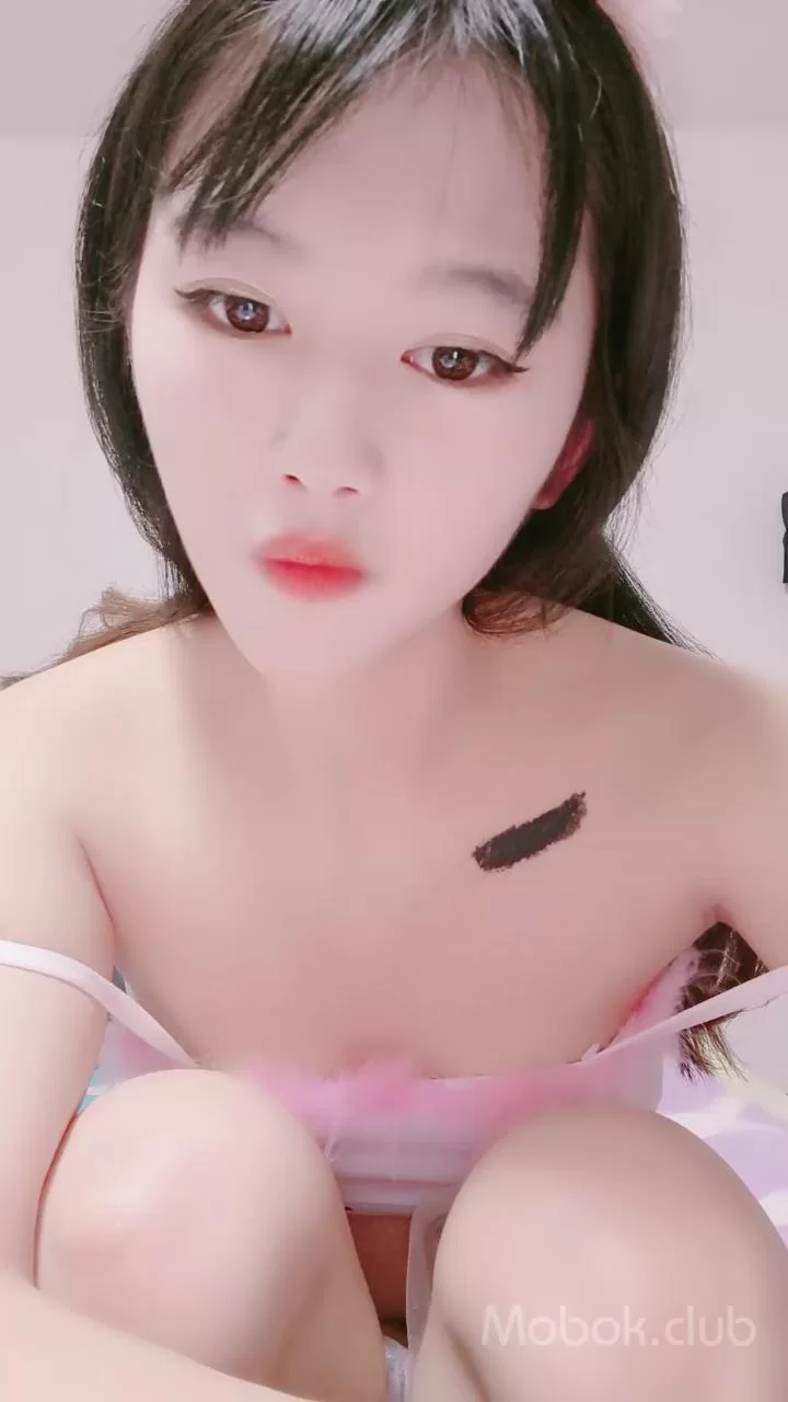 美女御姐 甜美乖巧OO後清純美少女,身材微胖有肉,皮膚白裏透紅,毛毛【1v+1.28g】