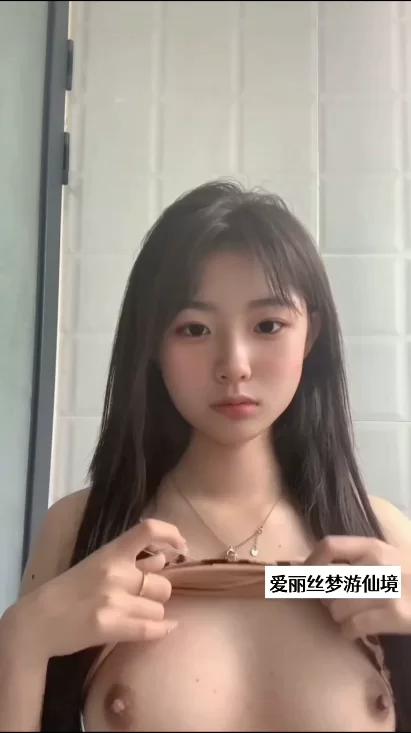合法萝莉 顶级颜值双马尾萝莉不穿衣服卖萌！【78m+78m】