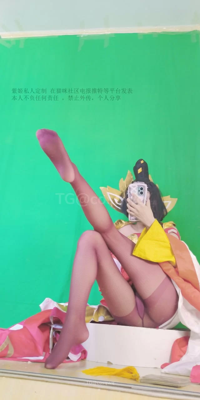 Cosplay 沐沐酱黑丝cosplay王者荣耀武则天【2v+528m】