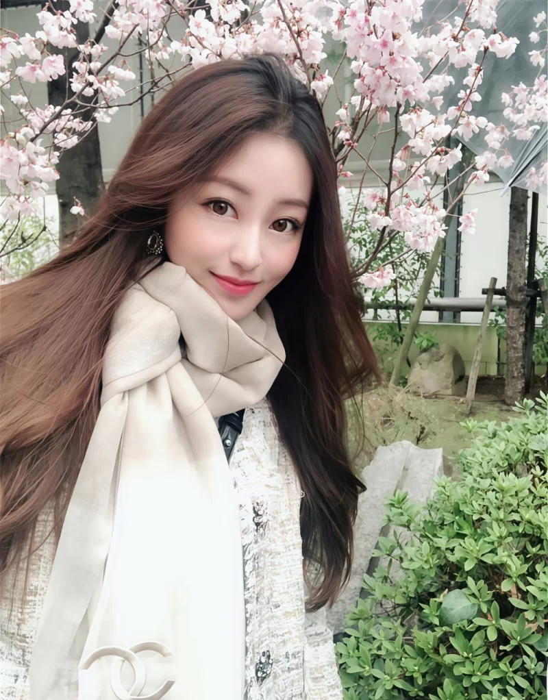 美女御姐 [原档泄密]中经贸学院李雪雅高冷女神【20v+1g】