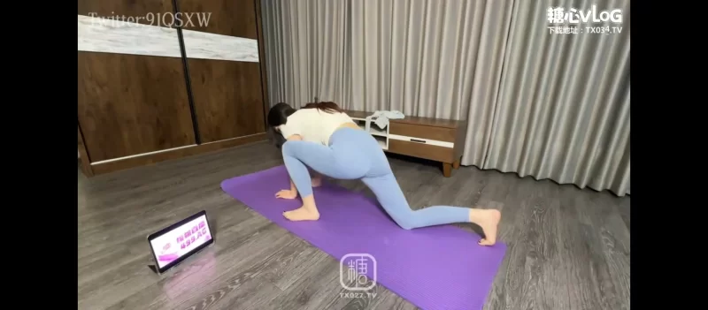 福利姬 巨乳情深足穴服务学员肉棒 只为购买课程 白虎穴被操出白浆精液射满穴流出【1v+946m】