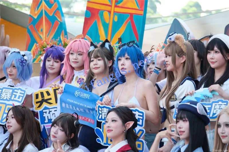 国产模特 收藏珍品[长隆水世界]2025年 角色扮演cos二次元走光露点【7321P+206V+50.98G】