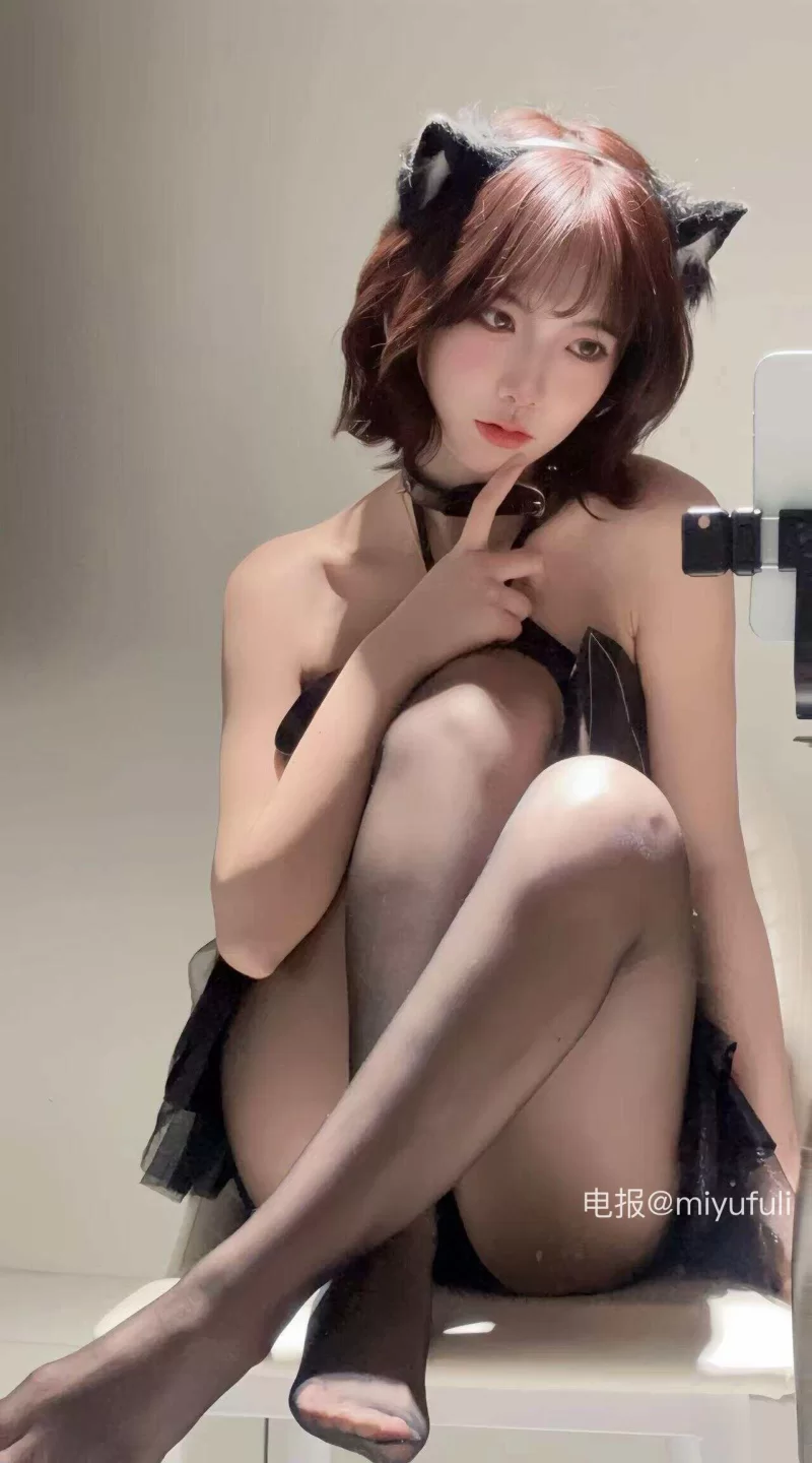 高颜值美女 [素]抖音 小霞佩奇 岛遇 最新至：2025.6.27【198+84M】