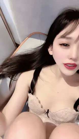 自拍 美乳尤物女神 阴毛网[粉墨]揉奶扭臀 掰穴自慰【10v+15g】