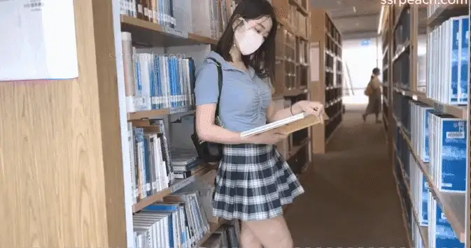 美女御姐 亚洲臀后艾莉ssrpeach露脸新作-我不吃鲍鱼的!」拜金女与她【1v+665m】