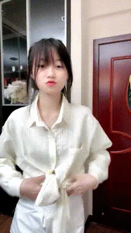 国产主播 [贝贝][精致小野猫]童颜巨乳自慰+贫乳萝莉裸舞直播【154v+41G】
