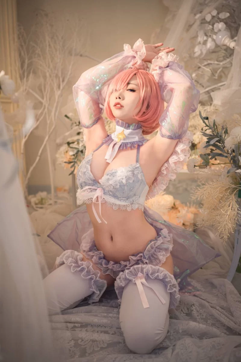 国产coser 一北亦北  玛修同人服 [24P-217MB]【24P+217M】