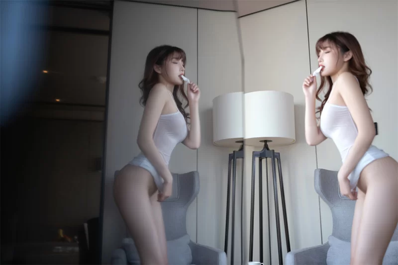 美女御姐 [私房加密破解][秀人网 陆萱萱]，透明网纱紧身裙，【2+5878MB】