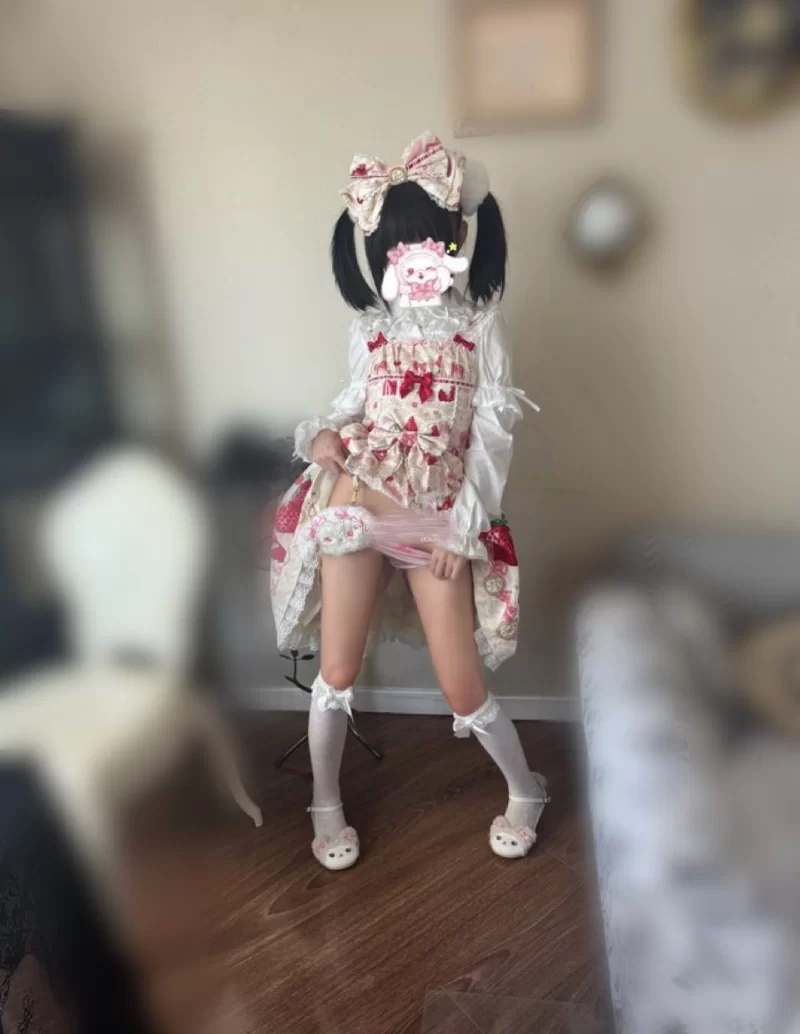 合法萝莉 Jasmine.幼酱@youjiang – [128门槛] 19分钟 双马尾白虎萝莉订阅 【19p/46v+603m】
