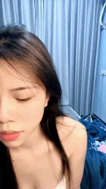 美女御姐 新来的极品学妹，风骚可爱又迷人，全程露脸跟狼友互动【2+7906MB】