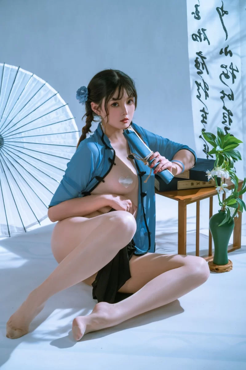 国产coser Natsuko夏夏子 –  清秋[57P1V-0.99GB]【57P1V+0.99G】