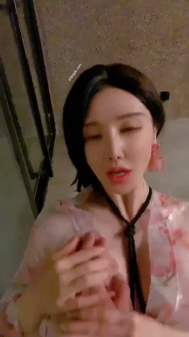 美女御姐 秀人网潘娇娇核弹巨乳，喷血福利姐妹花调教捆绑【8v+570m】