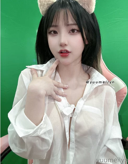 福利姬 yuumeilyn虞梅Meiilyn视图8P16V1G【8P16V+1G】