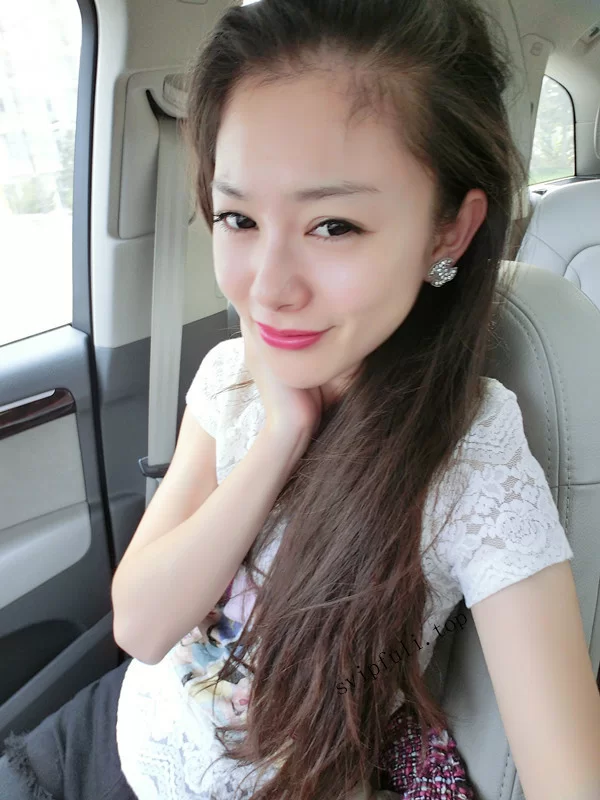 熟女少妇 云盘高质露脸泄密！女王范气质美女贵妇，日常生活奢侈【18v+445p+1.01g】