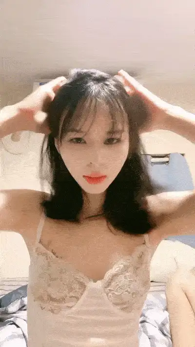 美女御姐 9分顔值極品美女！居家和男友操逼！細腰美臀緊緻嫩穴，【2+1287MB】