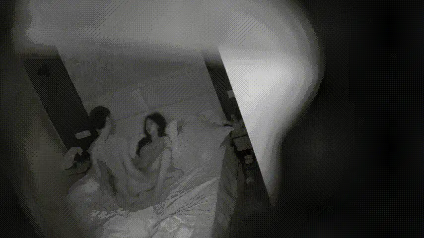 女大学生 高颜值大学生情侣一块玩游戏玩累了休息做爱高清无水印【2v+588M】