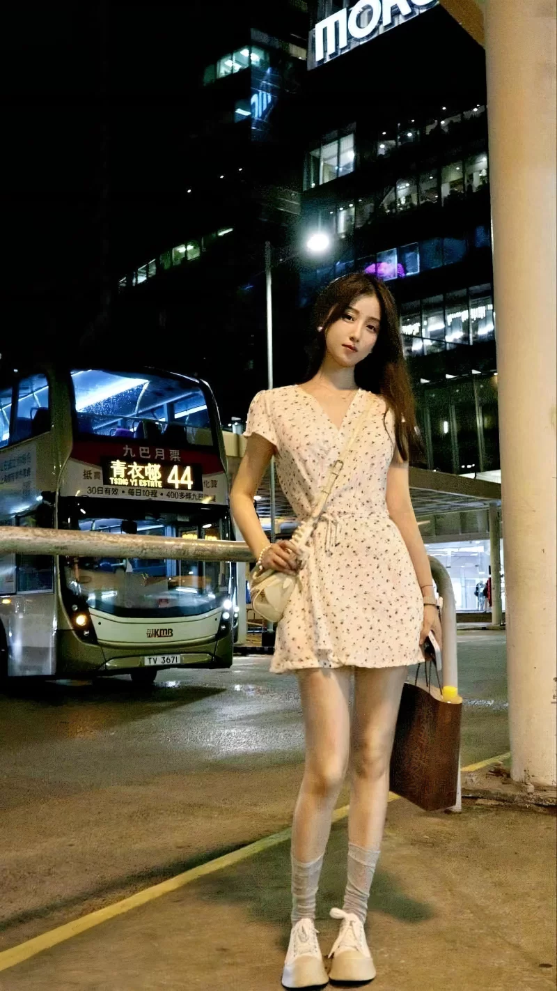 美女御姐 哈尔滨颜值气质美女宋婷与男友性爱视图【16v+73p+2.88g】
