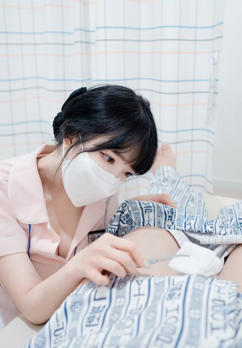 日韩coser [素]Aram[LIKEY]Aram A urologist_Nurse【55P+46M】