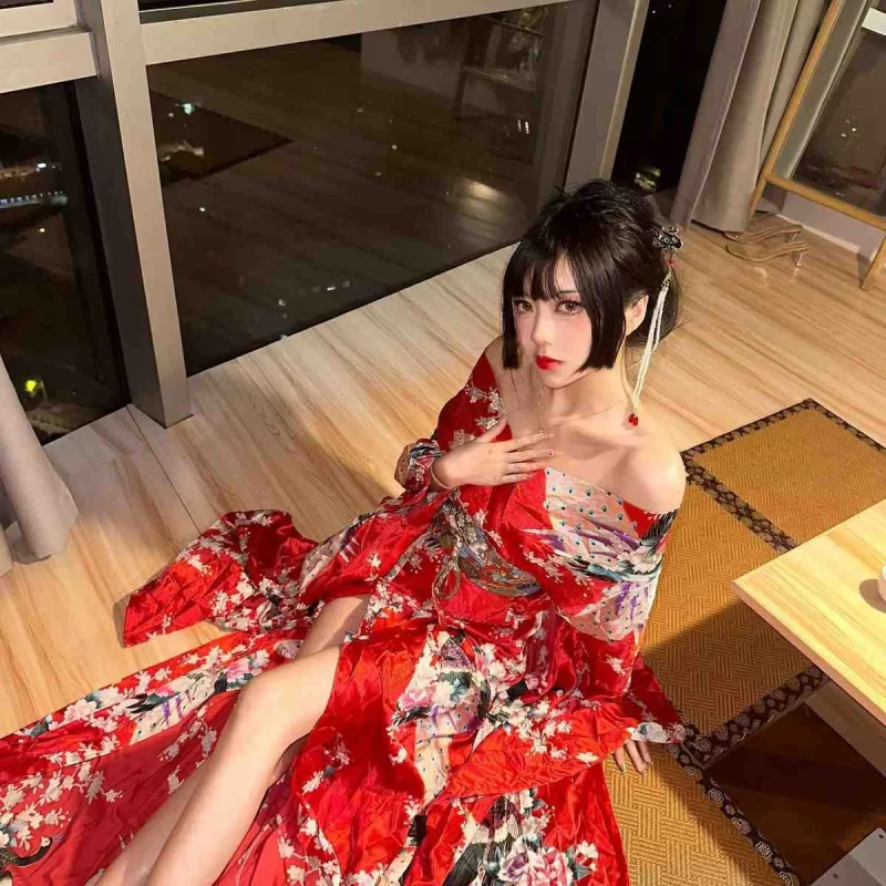 Cosplay [推特精选合集]魔法少女瓦尔基里[148P/23V]【1+2.2G】